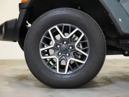 Photo 5 Jeep Wrangler  Unlimited 2.0 T 380ch 4xe Sahara Command Trac