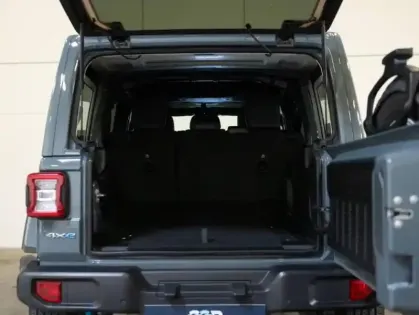 Photo 13 Jeep Wrangler  Unlimited 2.0 T 380ch 4xe Sahara Command Trac