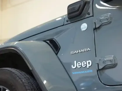 Photo 10 Jeep Wrangler  Unlimited 2.0 T 380ch 4xe Sahara Command Trac