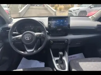 Photo 11 Toyota Yaris  116h Dynamic 5p MC24