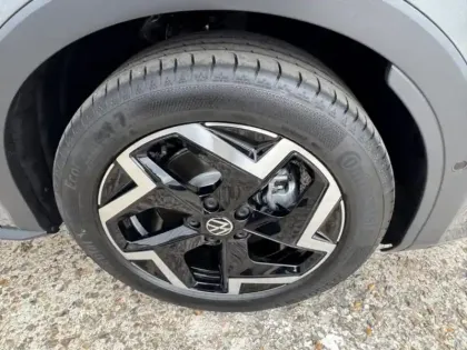 Photo 7 Volkswagen T-roc  1.5 eTSI 150ch R-Line DSG7