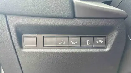 Photo 31 Jeep Compass  1.6 Turbo T4 225 ch BVR7 e-Hybrid Plug-in 4x2