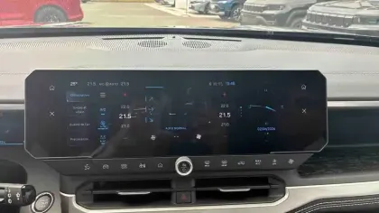 Photo 16 Jeep Compass  1.6 Turbo T4 225 ch BVR7 e-Hybrid Plug-in 4x2