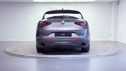 Photo 5 Alfa Romeo Stelvio  2.2 190 ch Q4 AT8