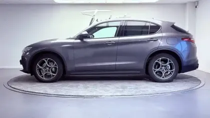 Photo 7 Alfa Romeo Stelvio  2.2 190 ch Q4 AT8