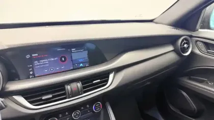 Photo 16 Alfa Romeo Stelvio  2.2 190 ch Q4 AT8
