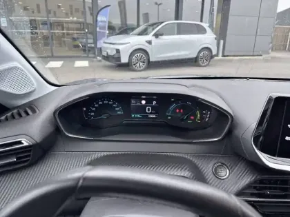 Photo 9 Peugeot 208  Electrique 50 kWh 136ch