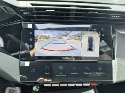 Photo 37 Peugeot 408  Hybrid 145 e-DCS6