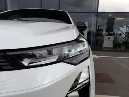 Photo 24 Renault Symbioz  E-Tech full hybrid 145