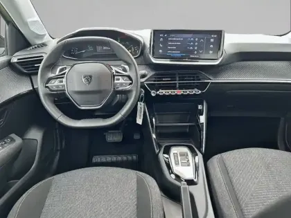 Photo 7 Peugeot 208  Hybrid 110 ch e-DCS6