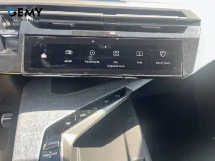 Photo 14 Peugeot 5008  Hybrid 145 ch e-DCS6