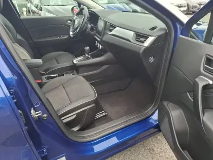 Photo 11 Renault Captur  E-Tech hybride 145