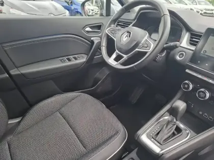 Photo 24 Renault Captur  E-Tech hybride 145