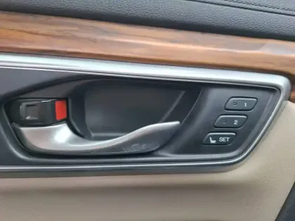 Photo 34 Honda CR-V  Hybrid 2.0 i-MMD 4WD