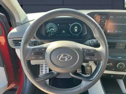 Photo 11 Hyundai Bayon  1.0 T-GDi 100 Hybrid 48V