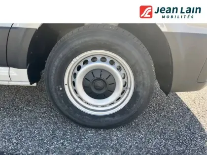 Photo 8 Volkswagen Crafter  VAN 30 L3H3 2.0 TDI 140 CH