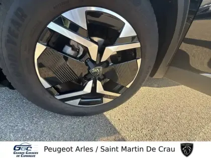 Photo 12 Peugeot 2008  PureTech 100 S&S BVM6