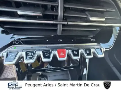 Photo 23 Peugeot 2008  PureTech 100 S&S BVM6