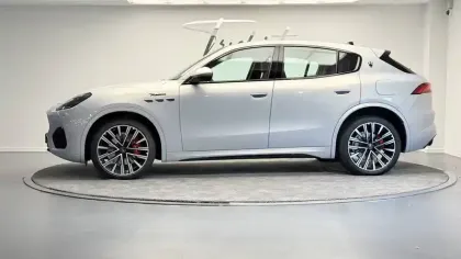 Photo 7 Maserati Grecale  L4 330 ch Hybride
