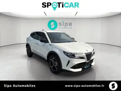 Photo 6 Alfa Romeo Junior  1.2 Ibrida 145 ch e-DCT6