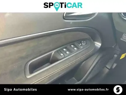 Photo 27 Alfa Romeo Junior  1.2 Ibrida 145 ch e-DCT6