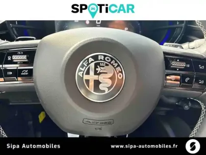 Photo 22 Alfa Romeo Junior  1.2 Ibrida 145 ch e-DCT6