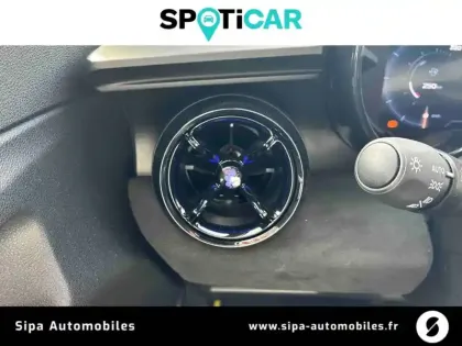 Photo 20 Alfa Romeo Junior  1.2 Ibrida 145 ch e-DCT6