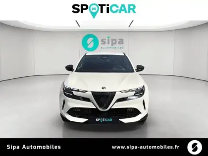 Photo 7 Alfa Romeo Junior  1.2 Ibrida 145 ch e-DCT6