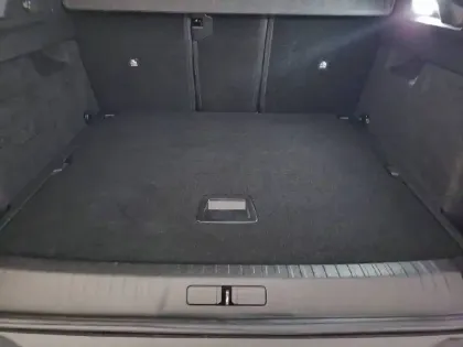 Photo 34 Peugeot 3008  Hybrid 145 e-DCS6
