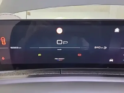 Photo 38 Peugeot 3008  Hybrid 145 e-DCS6