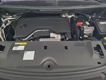 Photo 43 Peugeot 3008  Hybrid 145 e-DCS6