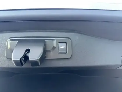 Photo 9 Renault Espace  E-Tech full hybrid 200 GSR2