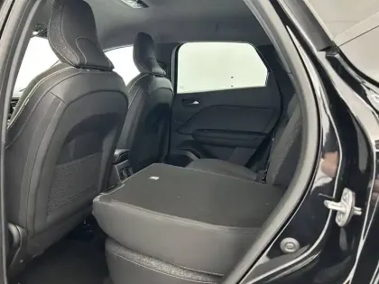 Photo 38 Renault Captur  E-Tech full hybrid 145 ch