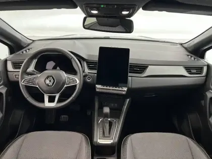 Photo 37 Renault Captur  E-Tech full hybrid 145 ch
