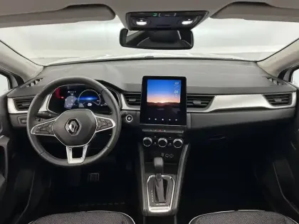 Photo 37 Renault Captur  E-Tech full hybrid 145