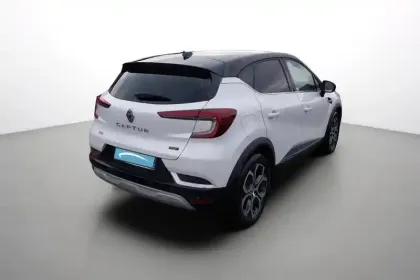 Photo 5 Renault Captur  E-Tech full hybrid 145
