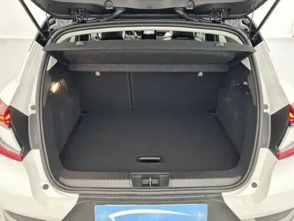 Photo 26 Renault Captur  E-Tech full hybrid 145