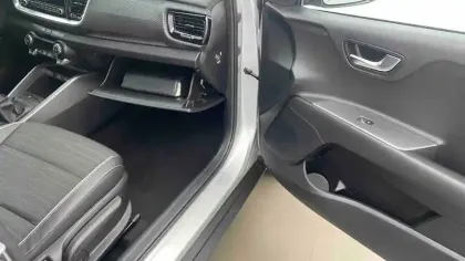 Photo 38 Kia Stonic  1.0 T-GDi 100 ch BVM6