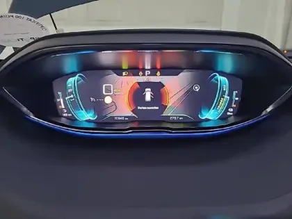 Photo 41 Peugeot 3008  Hybrid 225 e-EAT8