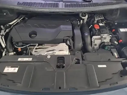 Photo 46 Peugeot 3008  Hybrid 225 e-EAT8