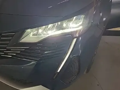 Photo 47 Peugeot 3008  Hybrid 225 e-EAT8