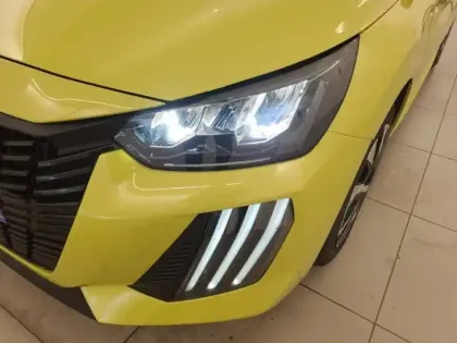 Photo 15 Peugeot 208  PureTech 100 S&S BVM6