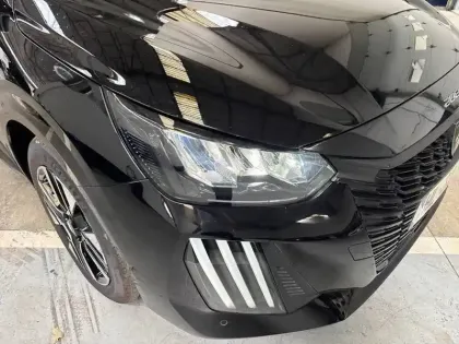 Photo 15 Peugeot 208  Hybrid 110 ch e-DCS6