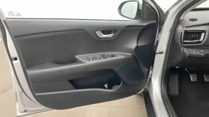 Photo 25 Kia Stonic  1.0 T-GDi 100 ch BVM6