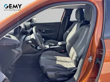 Photo 8 Peugeot 2008  PureTech 100 S&S BVM6