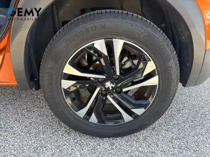 Photo 10 Peugeot 2008  PureTech 100 S&S BVM6