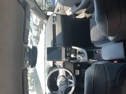 Photo 23 Renault Clio  E-Tech full hybrid 145