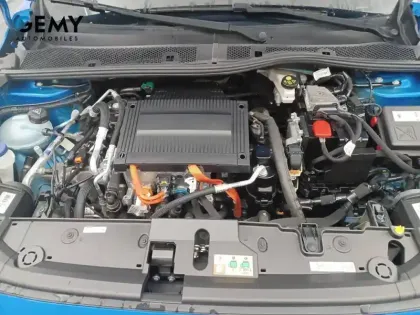 Photo 35 Peugeot 208  Electrique 50 kWh 136ch