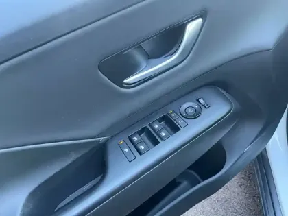 Photo 19 Hyundai Kona  Hybrid 141