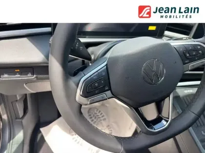 Photo 11 Volkswagen T-roc  1.5 eTSI EVO2 Hybrid 116 ch DSG7